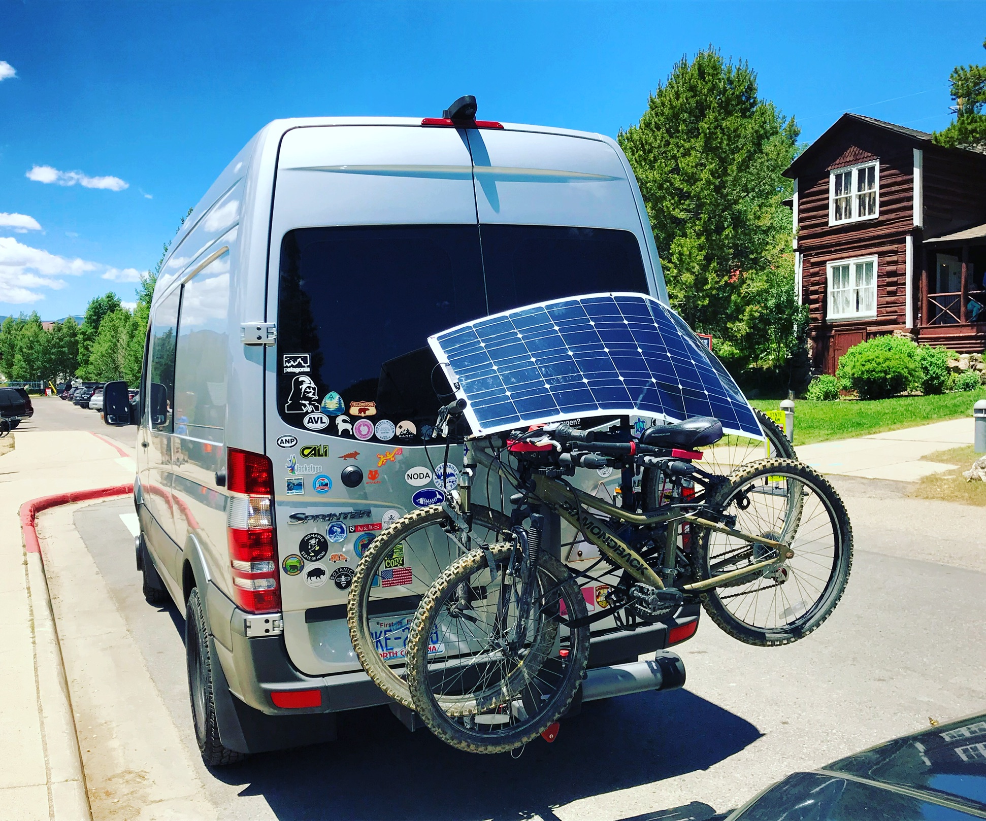 Wilson’s solar-equipped Mercedes-Benz Sprinter carrying the family’s mountain bikes